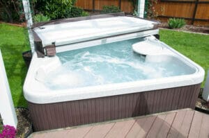 How Do Hot Tubs Work and Why Do You Need to Know About It?